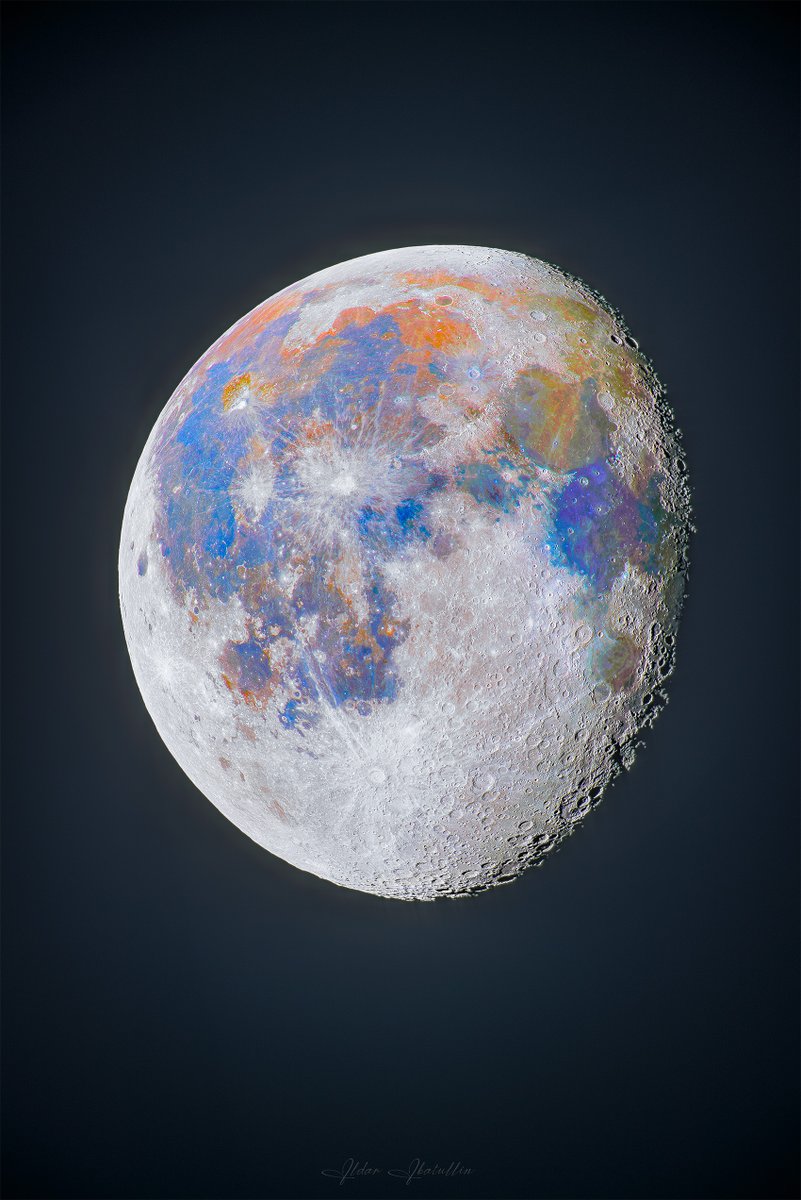 This is the Moon at 86% phase photographed on 11 September 2025.