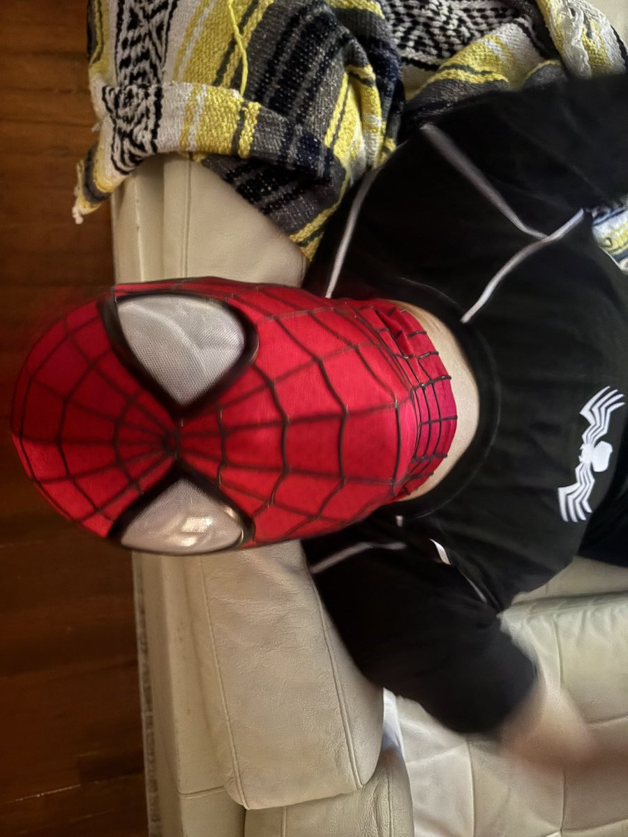 bitchbesrs's tweet image. like my nerd frrr