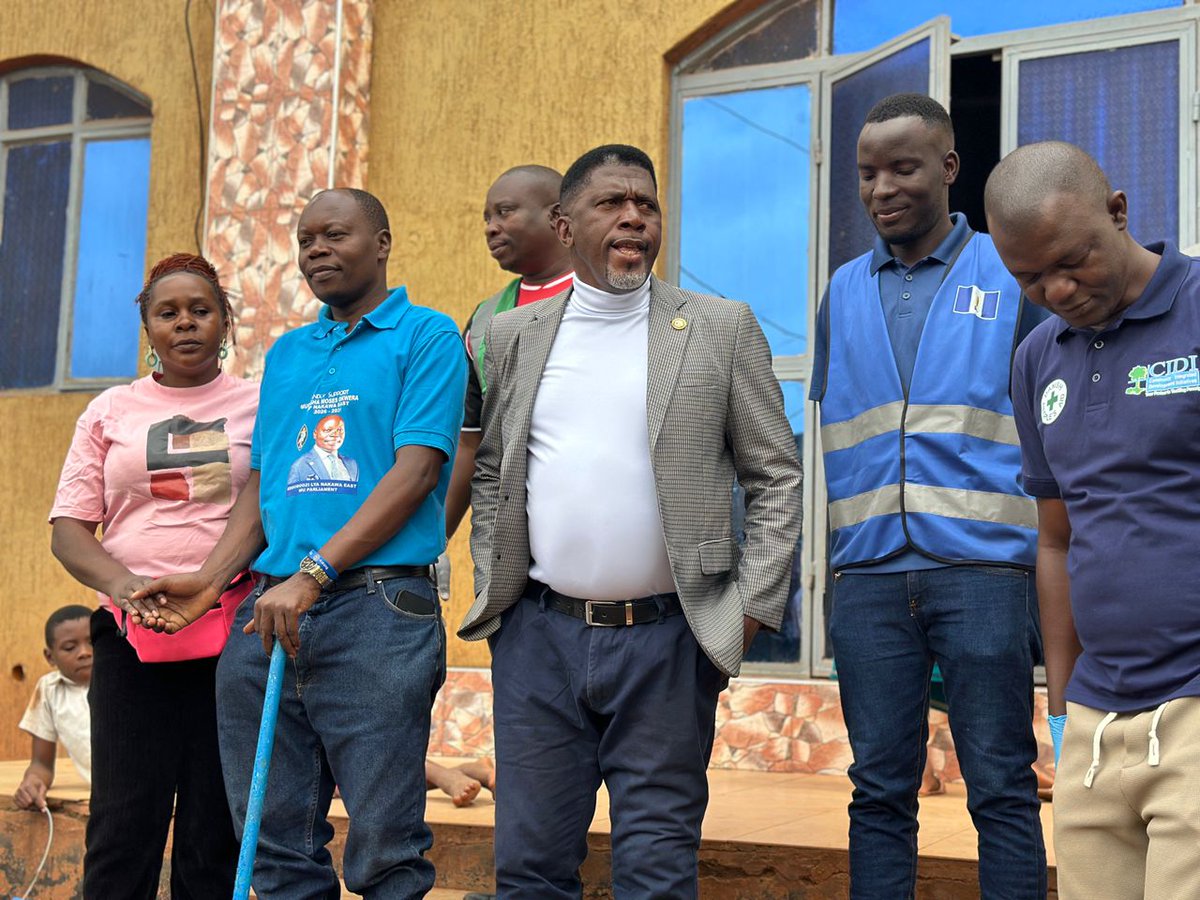 "much of the diseases in our communities can be prevented by simple lifestyles like cleanliness. This is able to keep the doctor away," hon. Eng balimwezo Nsubuga, constituency MP nakawa east earlier at Giza Giza