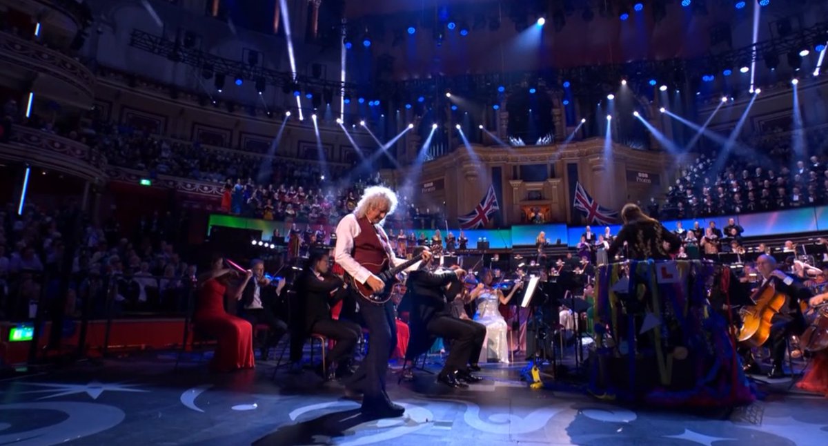 50 years of Bohemian Rhapsody at #LastNightOfTheProms Amazing. What a sound! What a moment. Bravo <a href="/QueenWillRock/">Queen</a> Brian &amp; Roger et al and thank you #FreddieMercury <a href="/bbcproms/">BBC Proms</a> <a href="/BBCOne/">BBC One</a> Goosebumps 🤍 #Queen