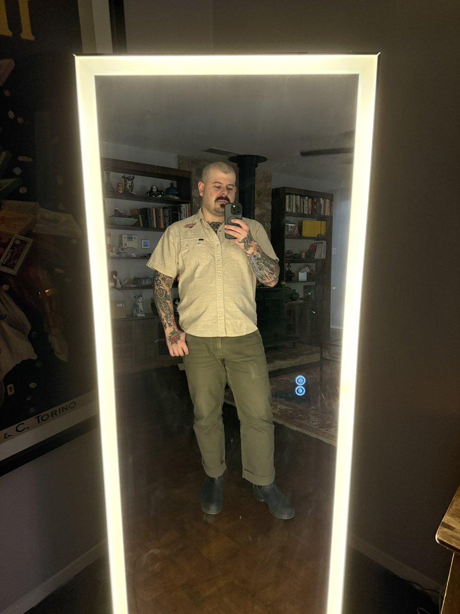 thicktexasbeef's tweet photo. Also I got my haircut today 😇 https://t.co/TxxalFKVYx