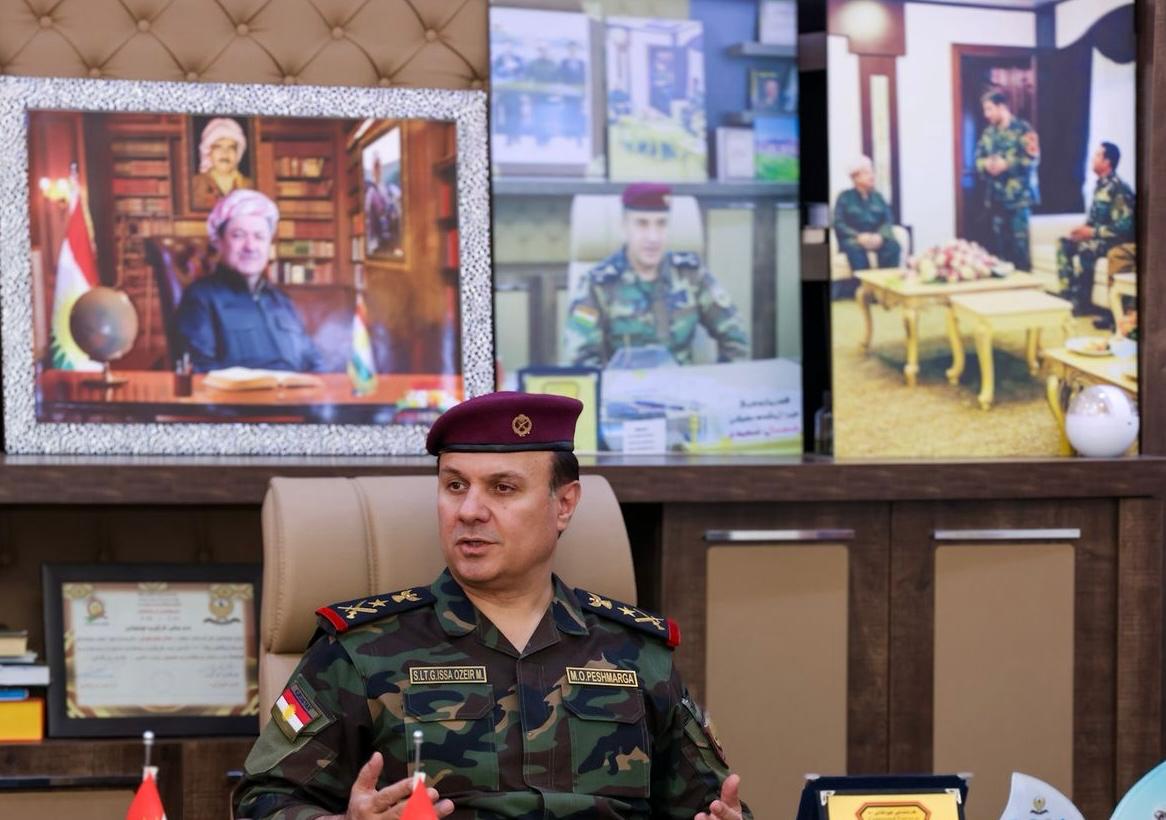 KRG_MOPE's tweet photo. The Chief of Staff of the Ministry of #Peshmerga Affairs, accompanied by the Deputy Chief of Staff, several advisors, and Directors General of the Ministry, visited the #Duhok Infantry #Training Center in #Atrush and the 9th Infantry Division in #Zawita https://t.co/jdXfB6cbQx