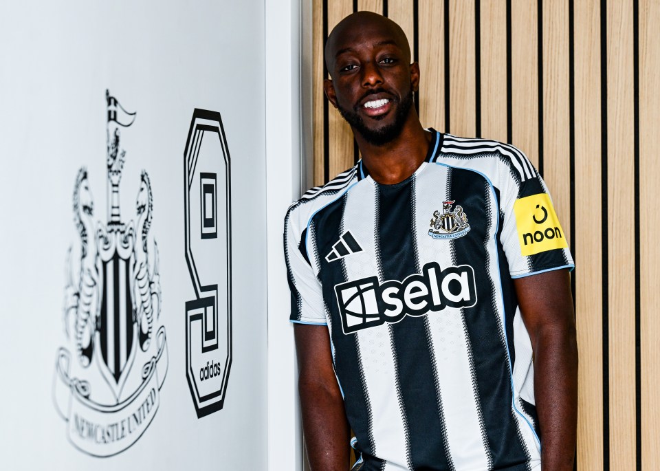 🚨 Yoane Wissa has been ruled out for at least the next 4-5 weeks with a knee injury. 

(Various) #nufc