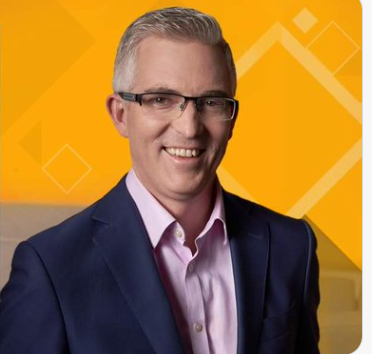 Solo Monk (@jjkale2) on Twitter photo David Speers is claiming that 40 twitter users aren't happy with #Insiders.  
I'm one of the 40 - who else is?    
<a href="/abcnews/">ABC News</a> David Speers is claiming that 40 twitter users aren't happy with #Insiders.  
I'm one of the 40 - who else is?    
<a href="/abcnews/">ABC News</a>