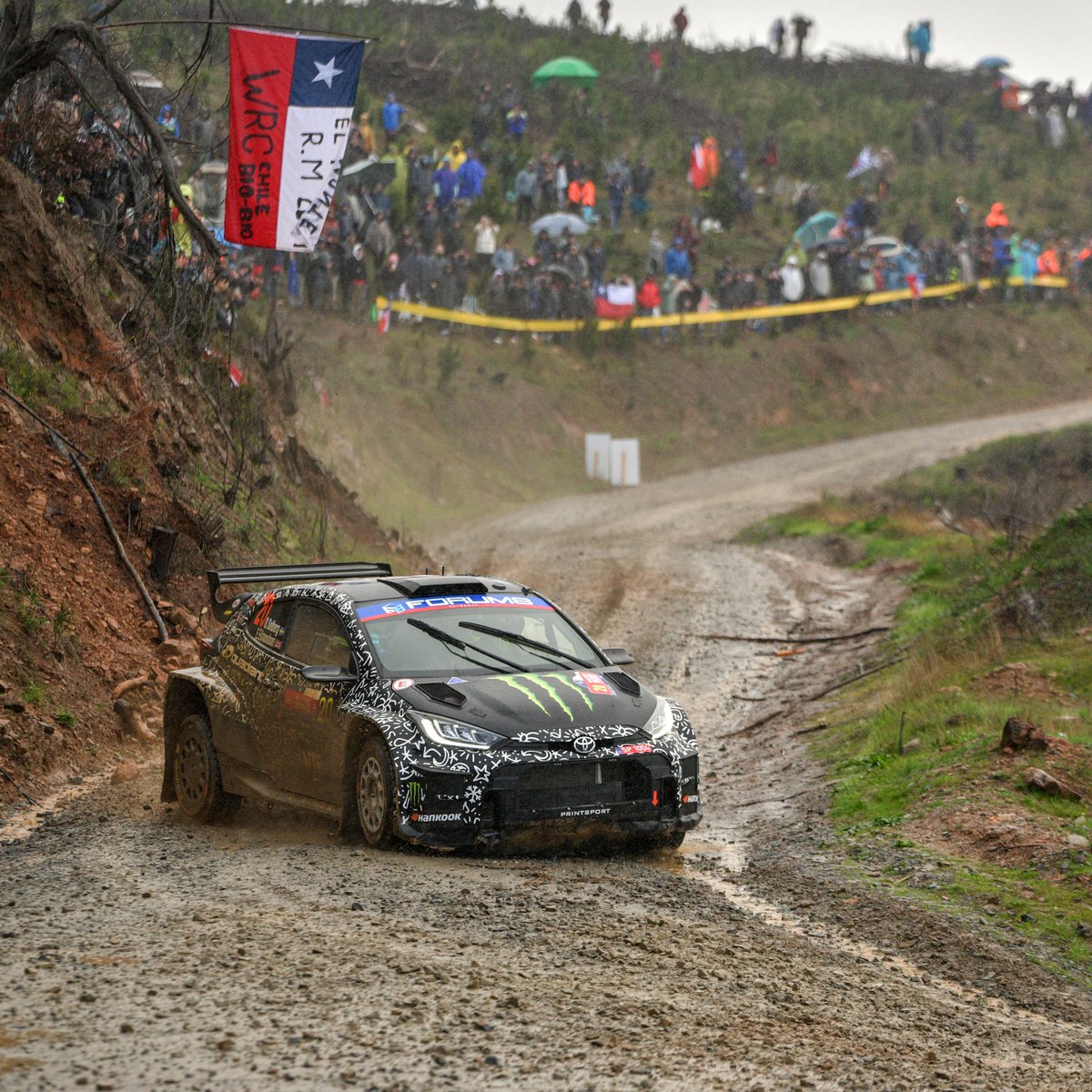 Oliver Solberg continues to lead WRC2 in Chile, increasing his advantage to 30.2s with one day to go! 💪

#ToyotaGAZOORacing #GRYarisRally2 #WRC #RallyChile