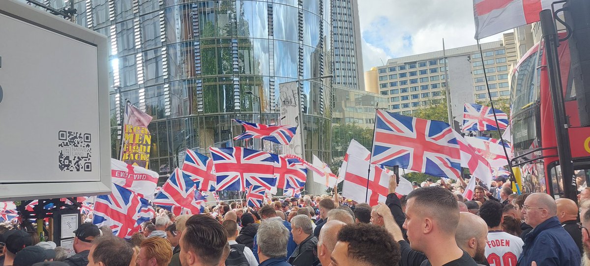 WackaFax's tweet image. A great day but time to get back up to the land of £3.50 a pint