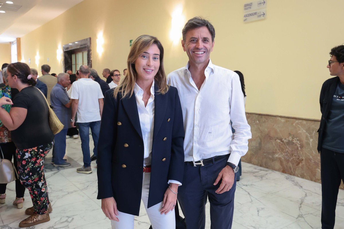 Con <a href="/meb/">Maria Elena Boschi</a> , per rafforzare insieme il progetto della Casa #Riformista. Con un unico obiettivo: costruire un’Italia più giusta e moderna