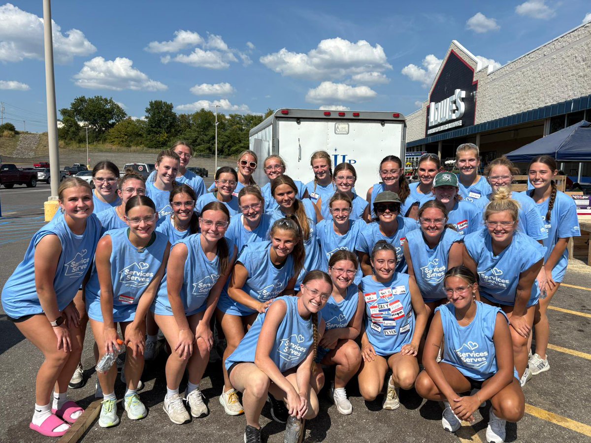 MINERS_WSOC's tweet image. After a tough loss yesterday , this afternoon we partnered with Sleep in Heavenly Peace to help build beds for kids who don’t have one. Every child deserves a place to dream, and we’re grateful to play a small part in making that happen🙏