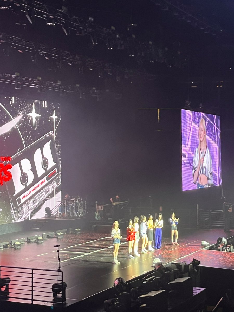 bimmuka's tweet photo. #BABYMONSTER Final World Tour in Seattle was incredible and emotional!!!😭 As a Monstiez who went to the 1st US tour in Newark and the last stop in Seattle, I’m so so so so so proud of them!!! Glad to be part of their journey!!! See you soon in Japan✨(Send-off also melted🫠) https://t.co/sjx596CuvK