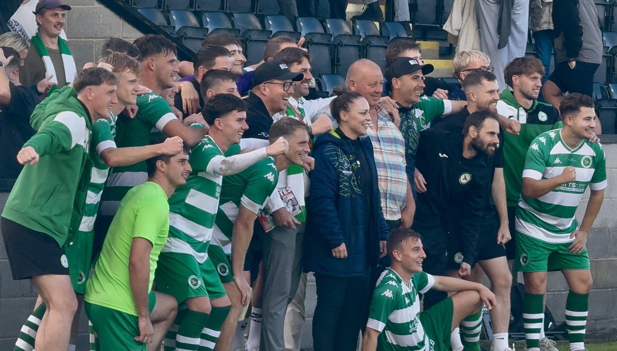 THIS TEAM | 💚🤍