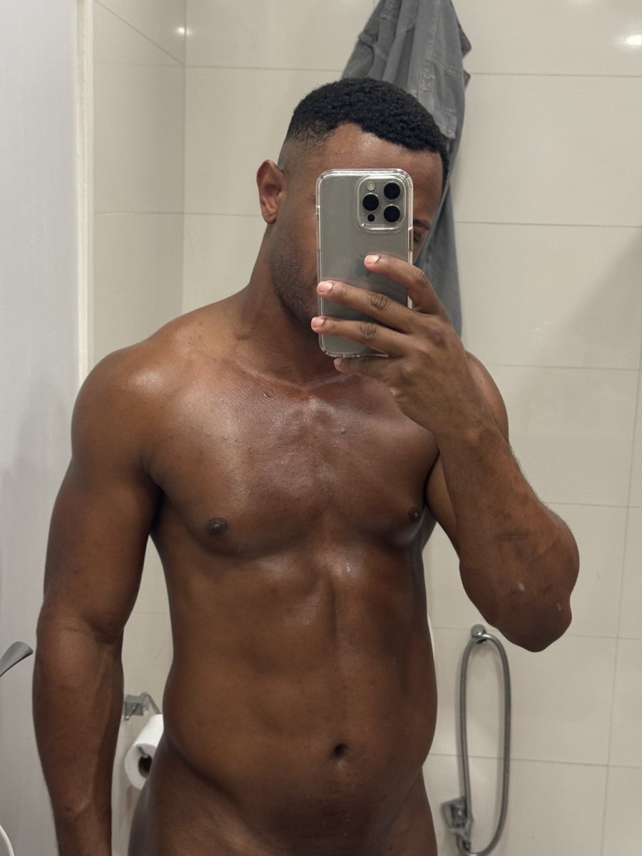 fabyssantoo's tweet photo. Sábado qual é a boa !!?😈😎 https://t.co/gu2DN4bUns