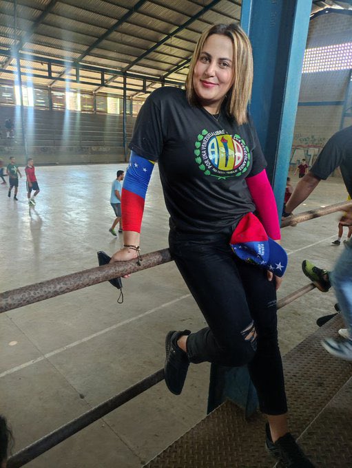 Ser adeco es, al final del día, ser un venezolano que no se rinde, que sigue soñando y trabajando por el país que todos merecemos. Es una fuerza que se siente en el alma, un latido que resuena con la lucha por la democracia y la libertad.
¡Feliz 84 aniversario a mi partido!