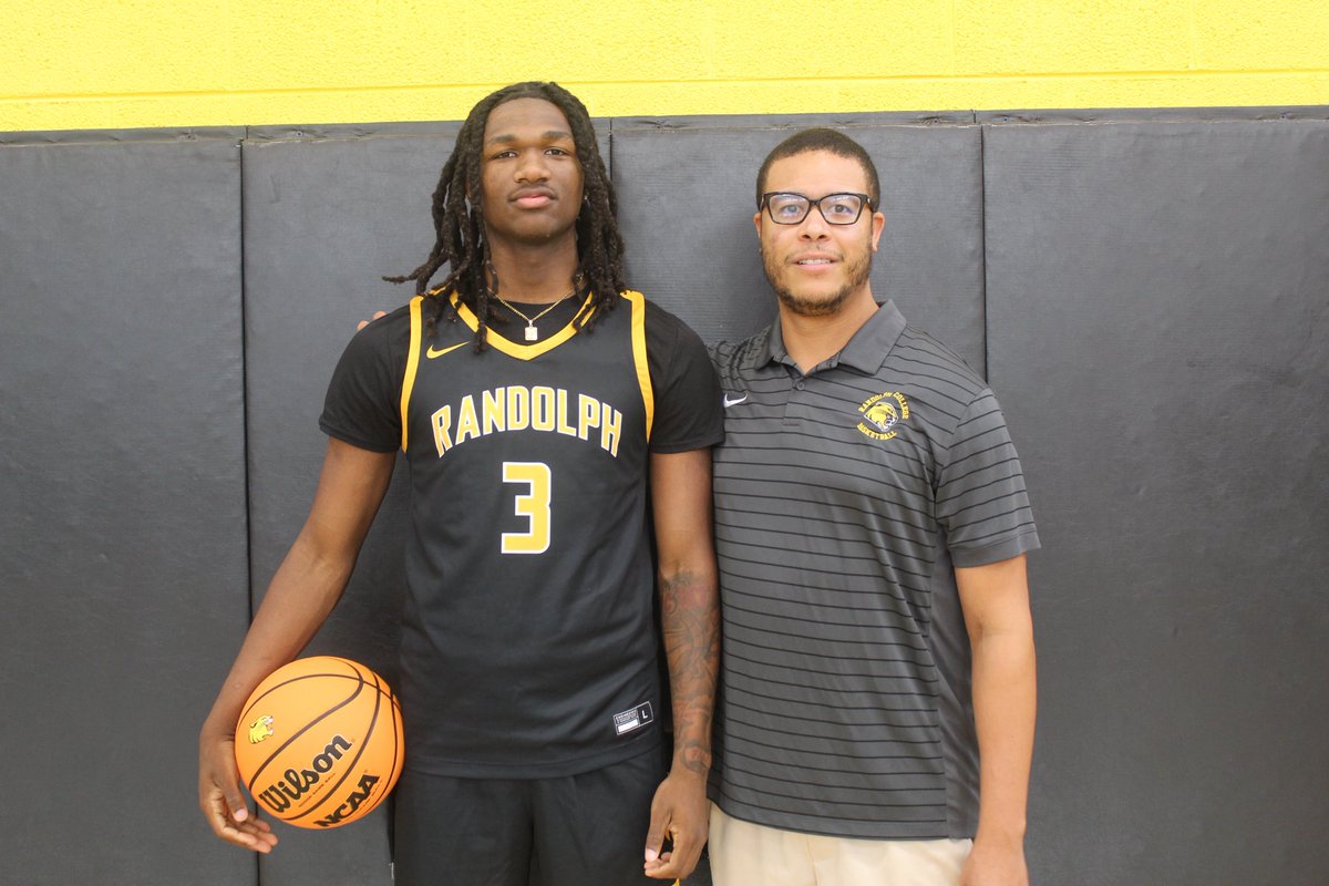I would like to Thank <a href="/Coach_Kee/">Evan Kee</a> &amp; <a href="/CoachTurner_0/">Ryan Turner</a> for a Great and Wonderful Official Visit At Randolph College🤞🏾🔥