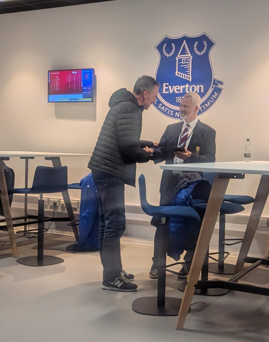 GavinBuckland1's tweet image. Great to speak with Brian Little today, a marvellously gifted and intelligent striker. Andy Gray said, quite rightly, that he was the best he played with. Photo courtesy of @Tony_Scott11 . #efc