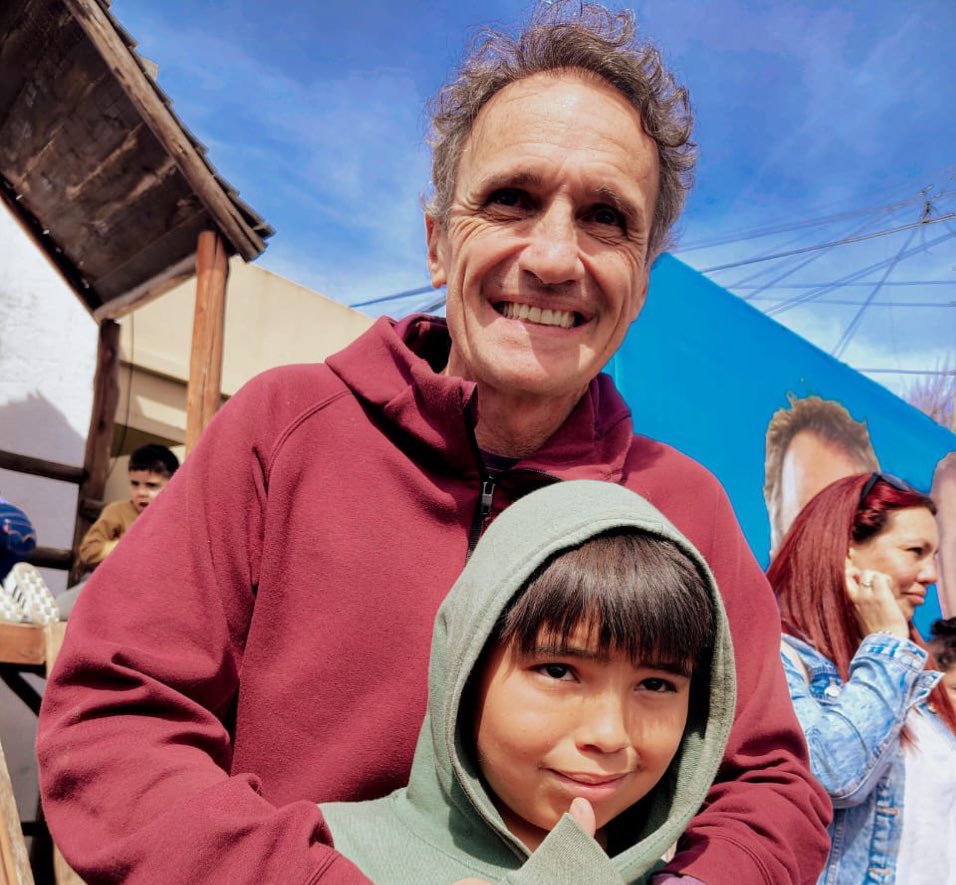 Estuvimos en #SanMiguel, poniendo en valor todo el compromiso y la militancia de <a href="/juanjo_castro/">Juanjo Castro</a>, estos compañeros y compañeras. 

El conjunto de las y los bonaerenses expresó que este no es el rumbo: quieren vivir mejor. 

Vamos a redoblar el esfuerzo a octubre, con <a href="/JorgeTaiana/">Jorge Taiana</a>