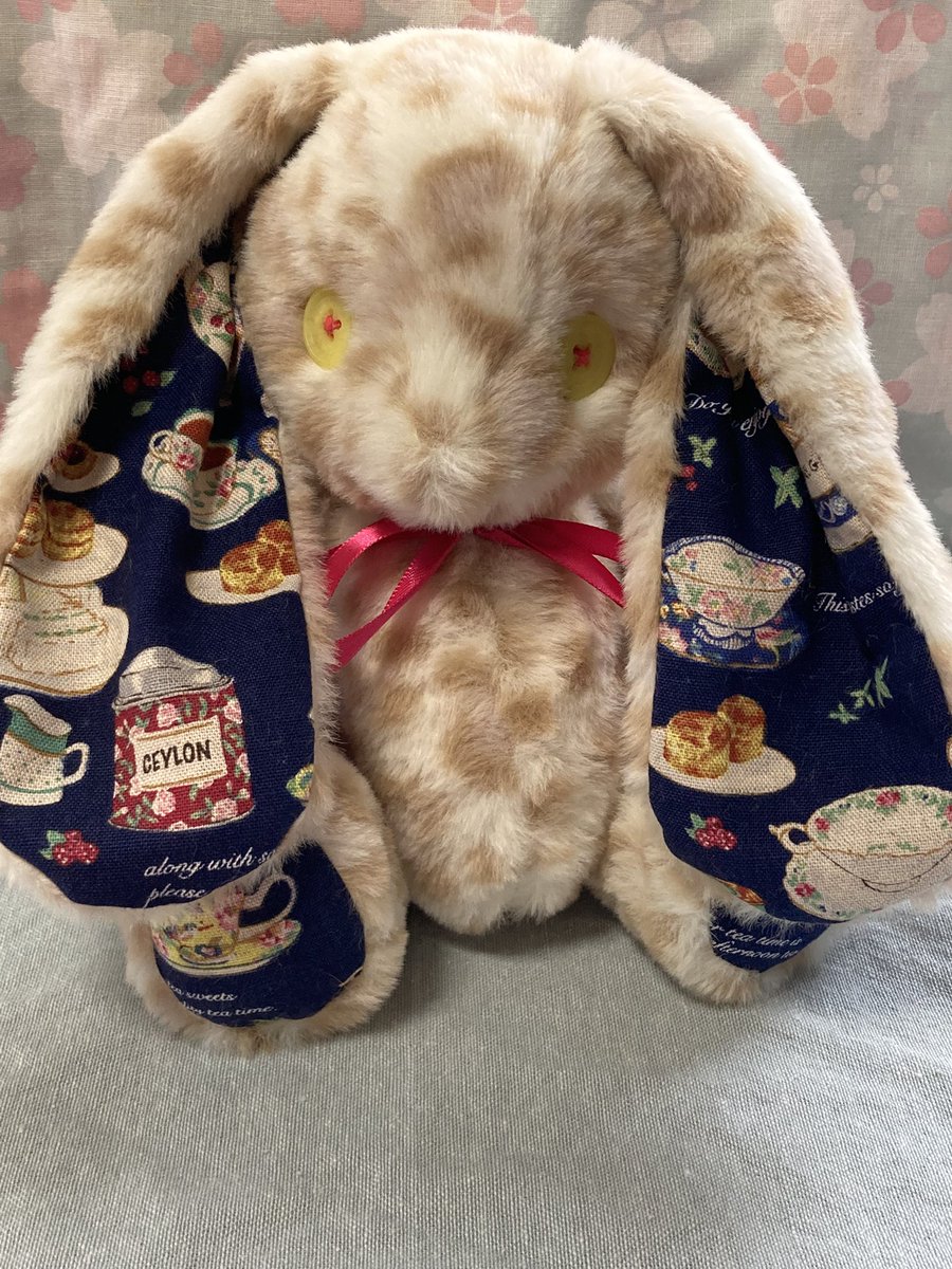 #どこかの誰かに刺さればそれで良い
#ハンドメイド作品
#ぬいぐるみ

おはようございます😊❣️

ハンドメイドでぬいぐるみ製作しています、お洋服の勉強などもしているのでスローペースではありますがどうぞよろしくお願いします(*´◒`*)