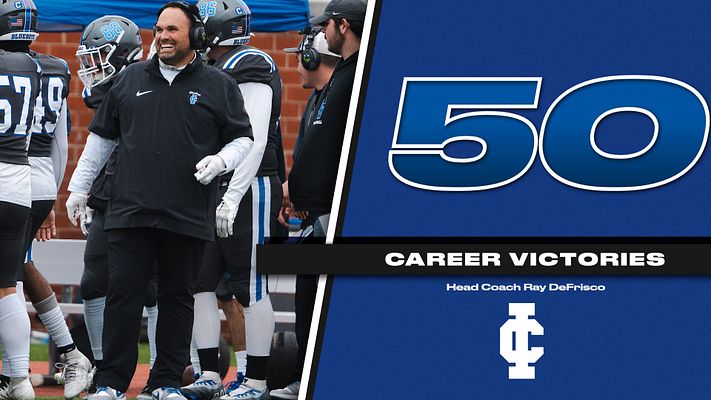 FB | Today’s win over Lake Forest marks the 50th career victory for IC Head Coach Ray DeFrisco!

#ICAthletics #D3Football #GoBlueBoys <a href="/IC_Football/">Illinois College Football</a>