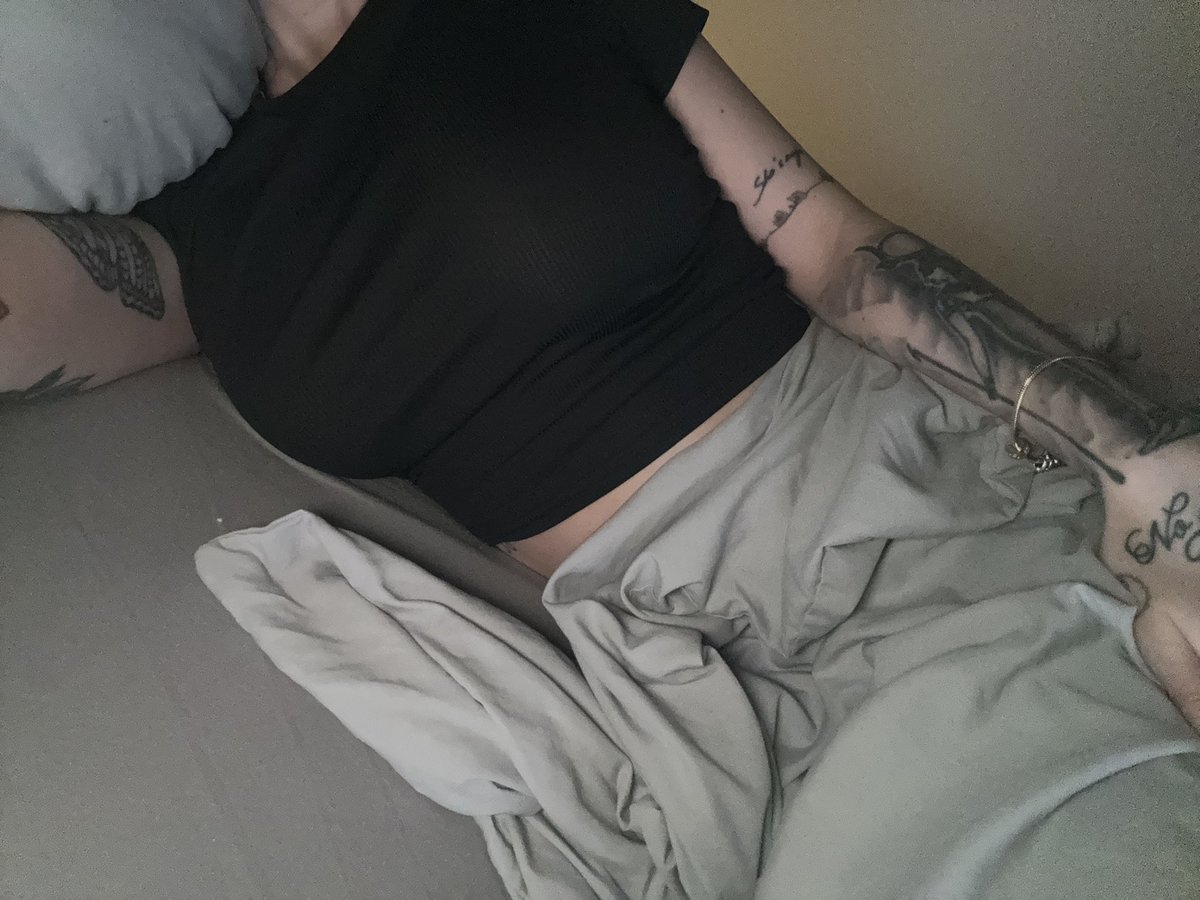 meltattof's tweet photo. Wanna sleep? Ooooor fuck? https://t.co/KHUyTAh1FK