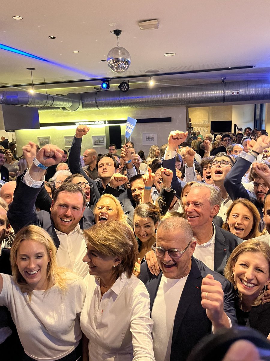 QUE L’AVENTURE COMMENCE ! 

Ce soir, Marseille connaît celle qui lui donnera un nouveau souffle ! 

Nous serons toutes et tous derrière <a href="/MartineVassal/">Martine Vassal</a> pour reconquérir notre ville qui en a tant besoin. 

TOUS UNIS SOUS LES MÊMES COULEURS 💙🧡