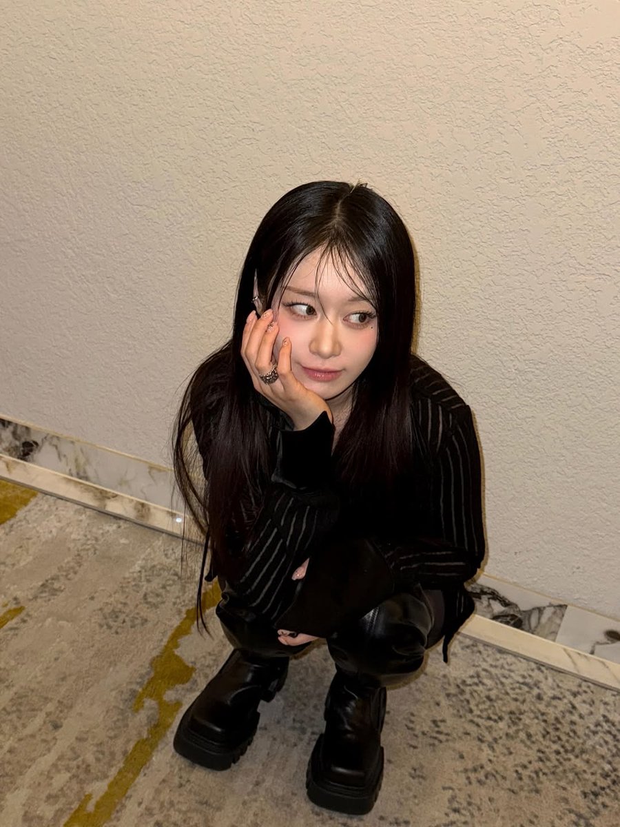 Jiyeon tweet media