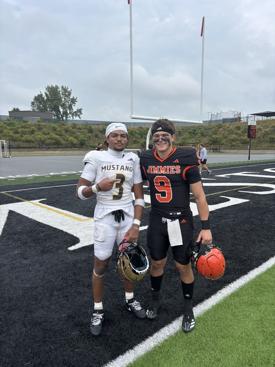 Fun to watch these two former Sabres compete!