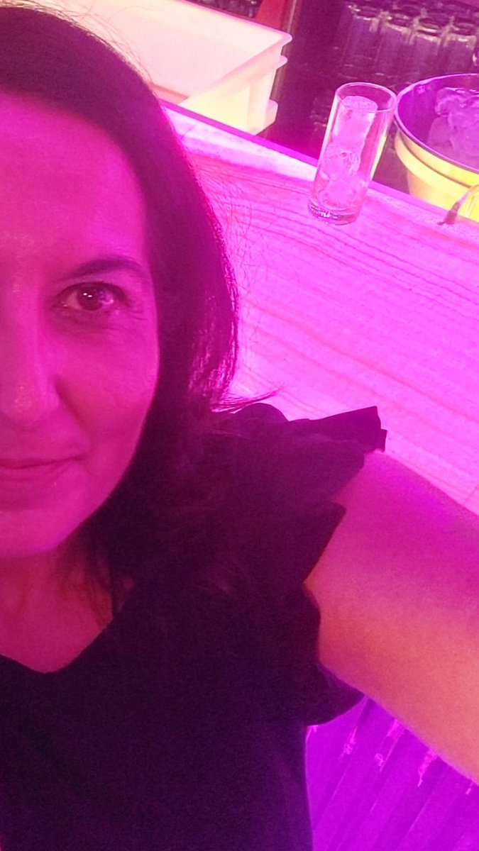 youtu.be/ie2_MMdVjxQ?si…
#buenasnochesatodos 💙✨️🥂
#FelizFinDeSemana