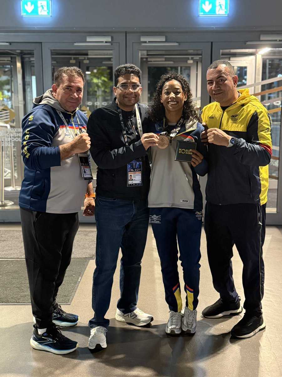 Valeria Arboleda es Mundialista en Liverpool, en la primera participación de nuestro país en un evento bajo bandera WB, gracias al apoyo de <a href="/MinDeporteCol/">Ministerio del Deporte</a> <a href="/OlimpicoCol/">Comité Olímpico COL</a> nuestra deportista se colgó la medalla de Bronce en los 57Kg.