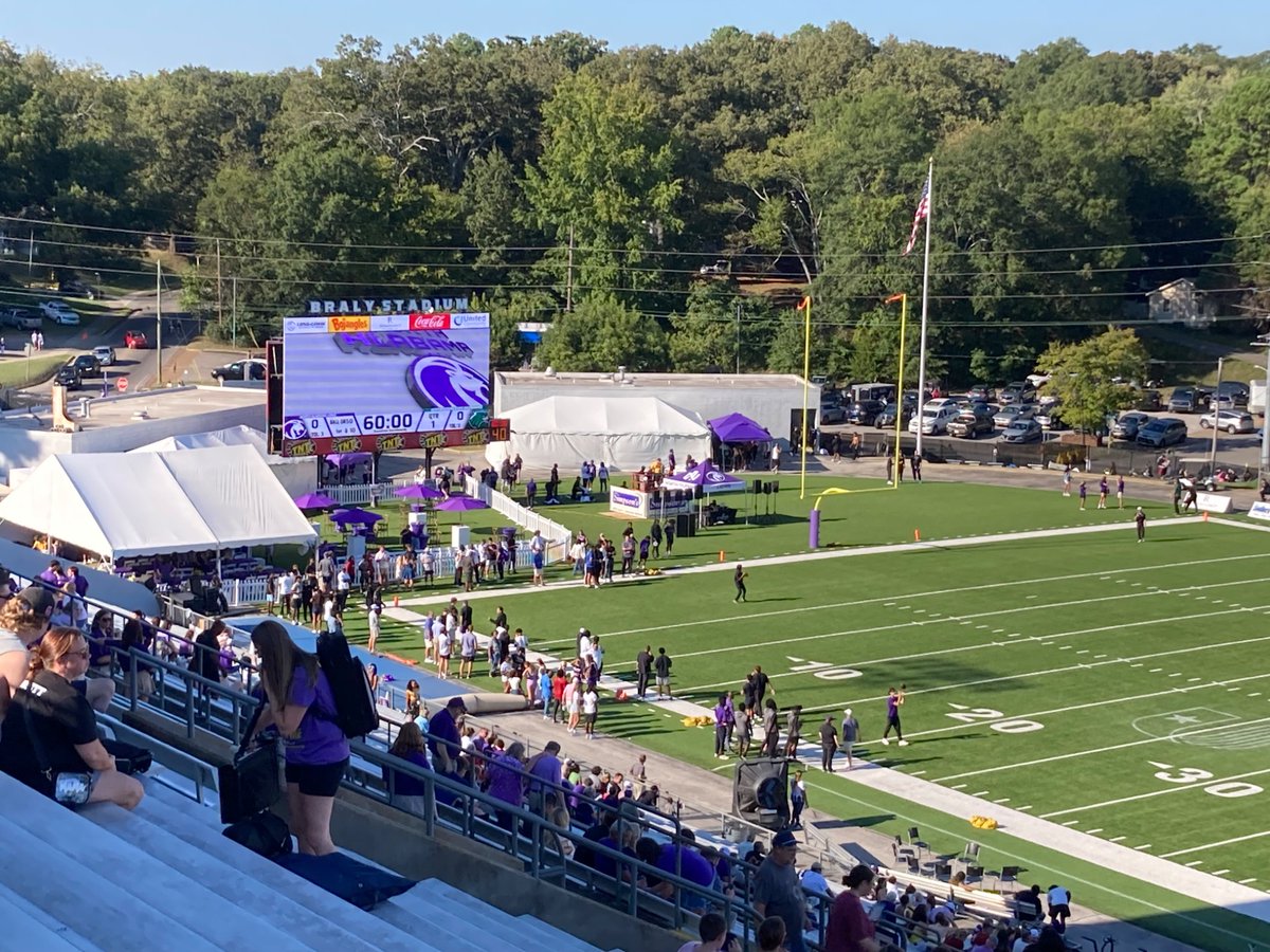 We had to our first look at the construction of UNAs new stadium before heading over to the game tonight.

#RoarLions <a href="/UNAFootball/">North Alabama Football</a>