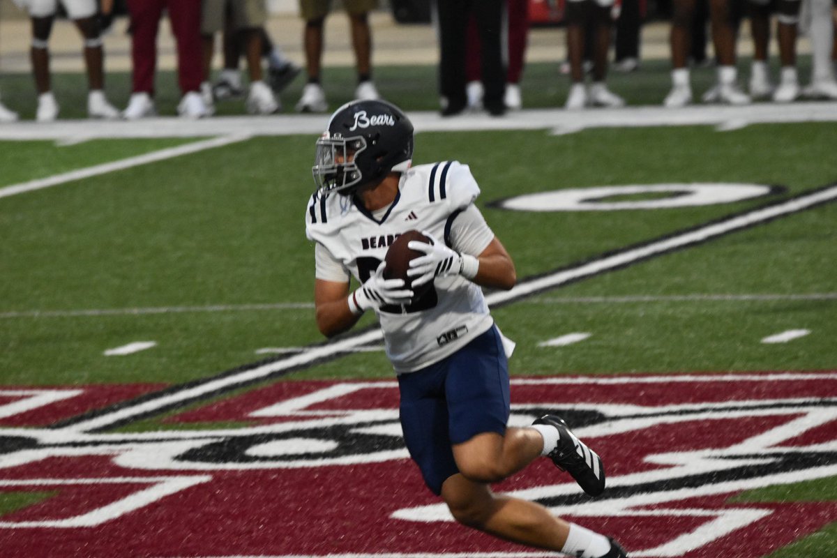 Phillip Burchfield (@pburchfield_6) on Twitter photo First 3 College Games (6’4 235 TE)
hudl.com/v/2Sf8Yp
<a href="/CoachLGeorge/">Les George</a> <a href="/carterhankins11/">Carter Hankins</a> <a href="/Earvin_Moore/">Earvin Moore</a> <a href="/MSJUCOREPORT/">MS JUCO FOOTBALL™️</a> <a href="/smccfootball/">SMCC Football</a> <a href="/GoArrows_FB/">Clinton Arrow Football</a> First 3 College Games (6’4 235 TE)
hudl.com/v/2Sf8Yp
<a href="/CoachLGeorge/">Les George</a> <a href="/carterhankins11/">Carter Hankins</a> <a href="/Earvin_Moore/">Earvin Moore</a> <a href="/MSJUCOREPORT/">MS JUCO FOOTBALL™️</a> <a href="/smccfootball/">SMCC Football</a> <a href="/GoArrows_FB/">Clinton Arrow Football</a>