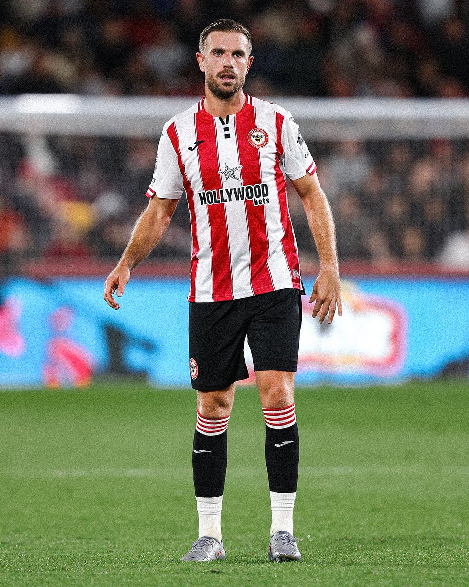 ↔️ 78% Pass Completion
📈 7 Passes into Final Third
🛡️ 4 Clearances
⚔️ 3 Tackles
🔙 3 Recoveries
🆚 3 Duels Won
🅰️ 1 Assist

Jordan Henderson everyone 👏