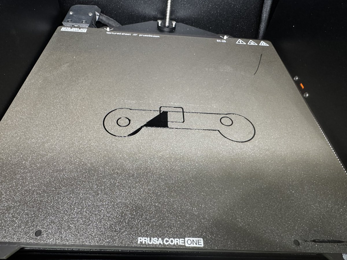 Greg's Maker Corner (@greghuber) on Twitter photo Consistent layer shifting. Consistent layer shifting.