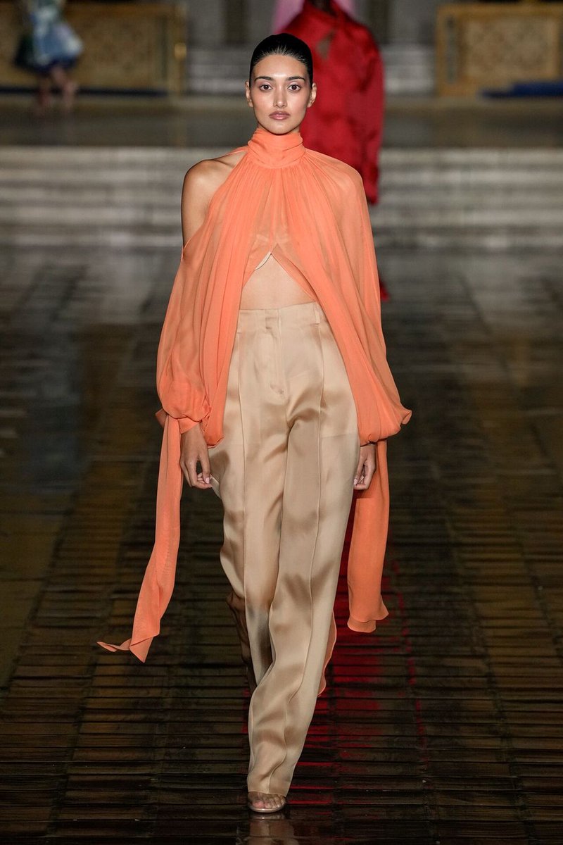 kendam_com's tweet image. Prabal Gurung Spring Summer 2026 collection fashion show at New York Fashion Week SS26 (September 13, 2025) kendam.com/news/fashion-s…

#PrabalGurung #SS26 #Runway #NewYork #FashionWeek #NYFW #Kendam