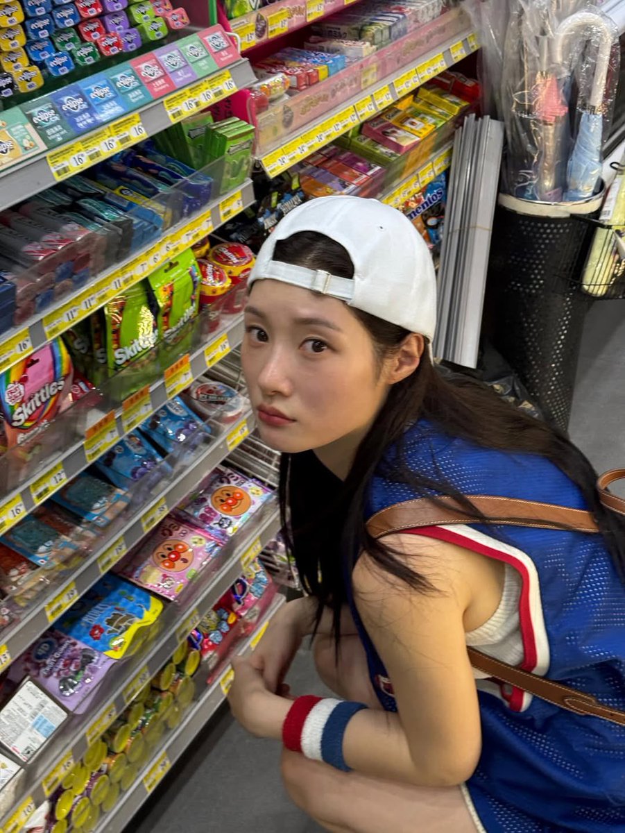 Loves Chaeyeon tweet media
