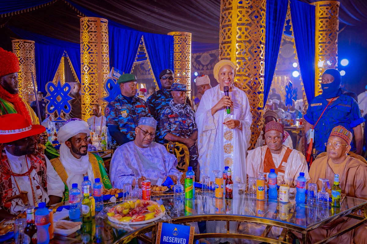 CRDCUPolicyFGN's tweet photo. All of us at the Office of the Special Adviser to the President on Policy and the Central Results Delivery Unit proudly celebrate one of us, @Bashir_Dabo, on his coronation as the Maga Isan Zazzau.

We share in the joy of this remarkable achievement and wish him divine  wisdom and grace as he takes on this revered traditional title