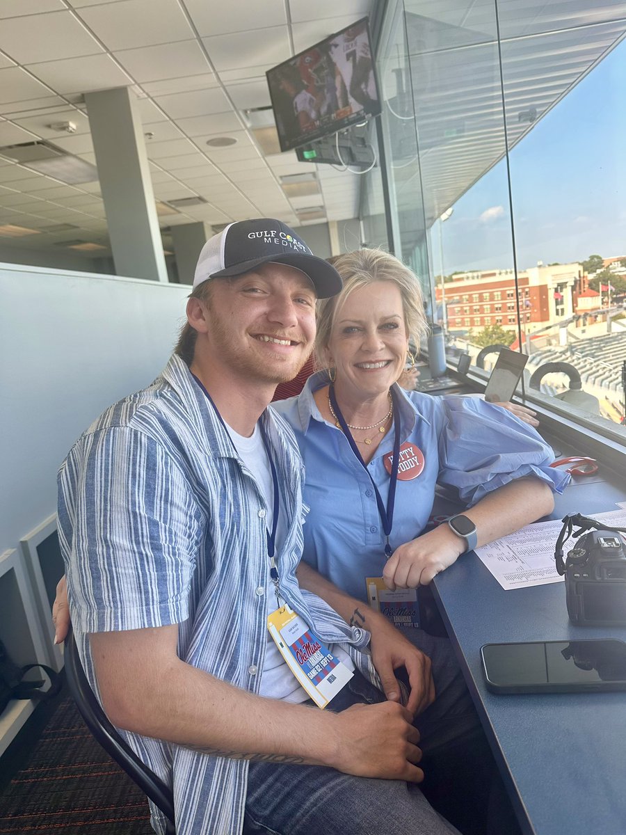 Hotty Toddy! <a href="/kam_wicker/">Kam Wicker</a> and <a href="/DonnaSprabery/">donnasprabery</a> in the press box today!

Kam is in town to cover the game for us and we are so glad to have him back in Oxford.