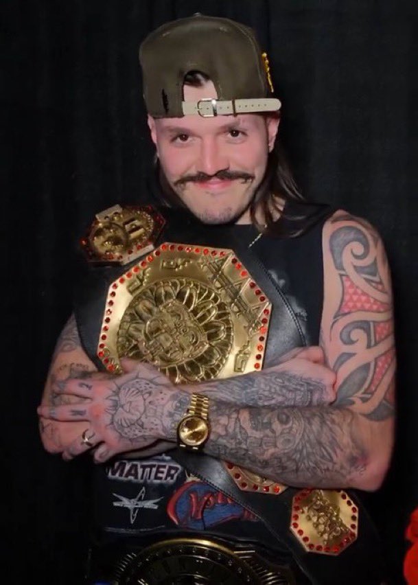 rheashorror's tweet image. oh shut up look at him 😭😭😭