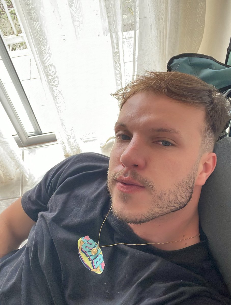 Althierry (@althierrycarrer) on Twitter photo 