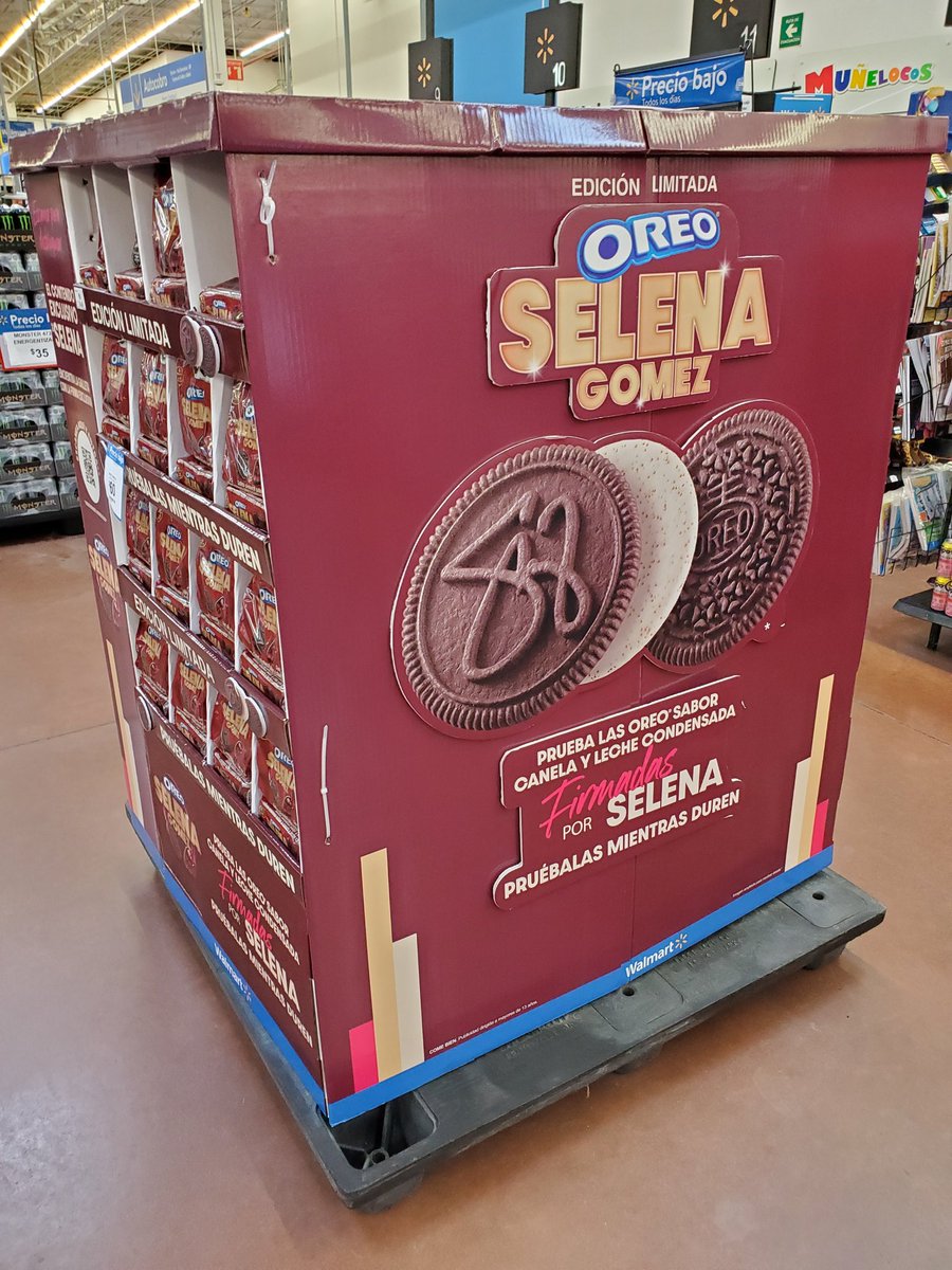 MikeB3at's tweet photo. "Hasta me duele la piche Oreo por pensar en ti" #SelenaGomez #Emiliapérez https://t.co/BjkEfVaMSe