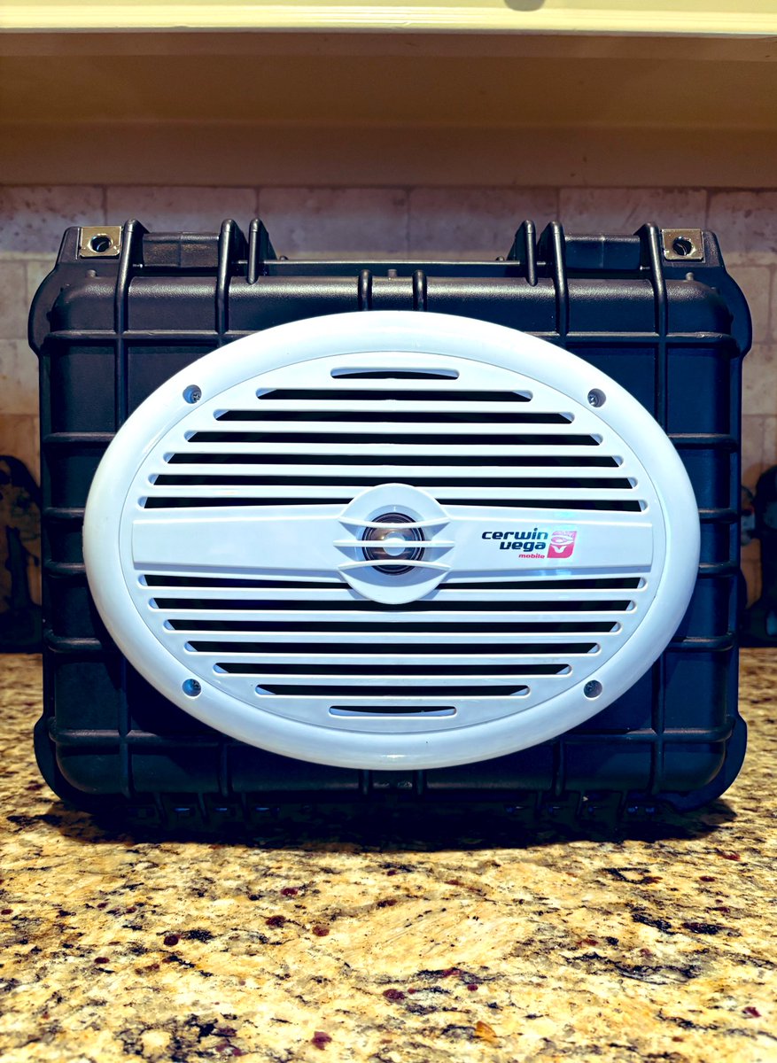 friendscallmeJay tweet media