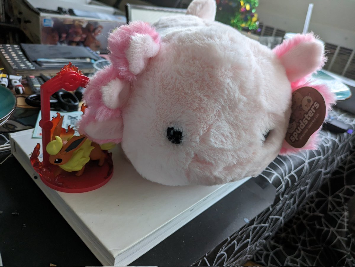 NoirsPhantasy's tweet photo. Thankful to my gf for making my birthday so wonderful 🥰🩷 https://t.co/6VjKPMpXdz
