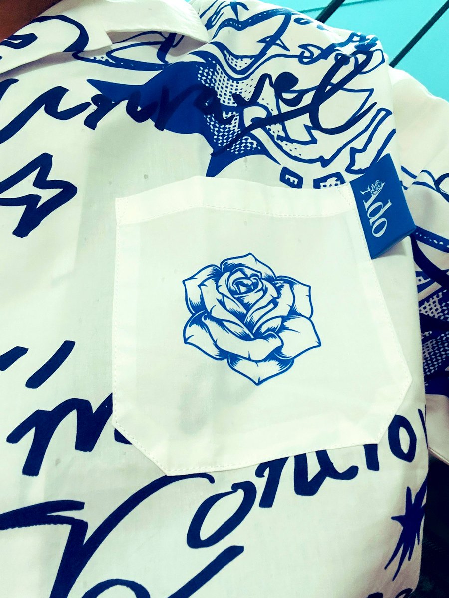 夏の間に着ときたかったから今日はAdoシャツ出陣💜