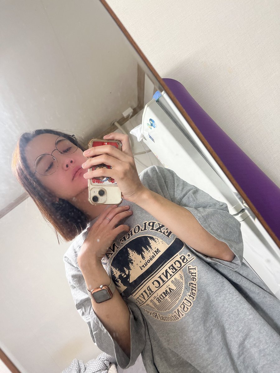 아침에 출근하는건 언제나 힘든데 오늘은 쪼-꼼 더 힘드네 😵‍💫😵‍💫😵‍💫😵‍💫

속이 별로라서 그런가.. 어제 두부랑 삶은 계란 밖에 안먹었는디…?