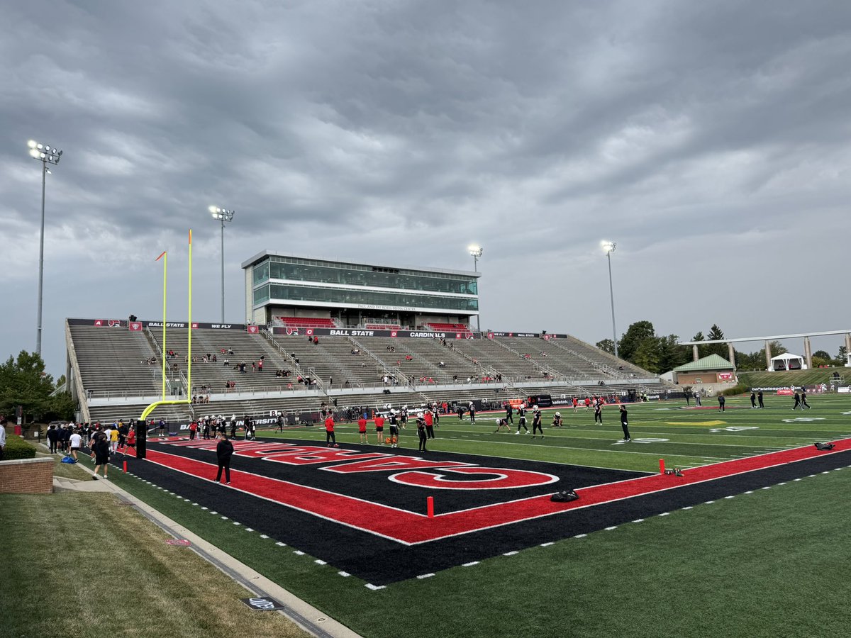 Thank you to <a href="/BallStateFB/">Ball State Football</a> for the great game day  experience!! I loved the atmosphere and facilities!! Congrats on the win to <a href="/CoachSiwicki/">ADAM SIWICKI</a> and <a href="/CoachWCinelli/">Will Cinelli</a>!! Can’t wait to be back!! <a href="/CovCathFootball/">Cov Cath Football</a> <a href="/CovCathFBAlumni/">CCH Football Alumni</a>