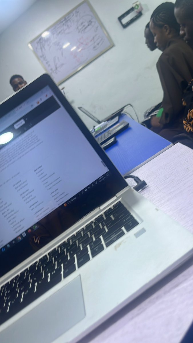 #Day13 Tonight I’m diving into Routing &amp; Switching basics🔄. Switches connect devices within a network 🖥️↔️, while routers connect different networks together. These two are the backbone of communication 💻🔥
#Networking #CyberSecurity #EthicalHacking
Brentford | Hilda | Koyin
