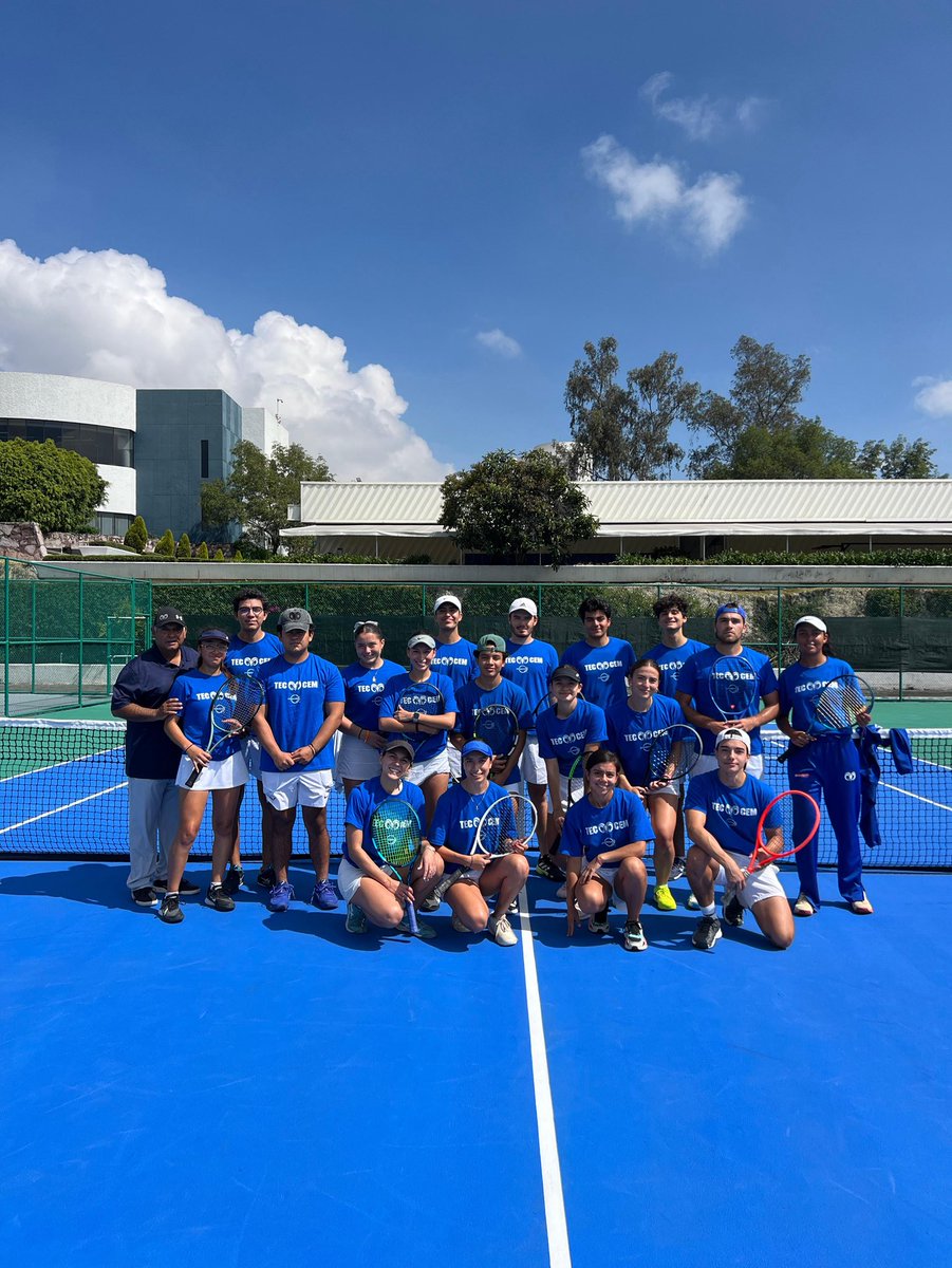 BorregosCem's tweet photo. Primera jornada de nuestro equipo de tenis 💙🎾

#BorregosCem #TecCEM #Tec #TecCemDuro #OrgulloBorrego #Deportesuniversitarios 💙🐑 https://t.co/WQVUJxsa9o