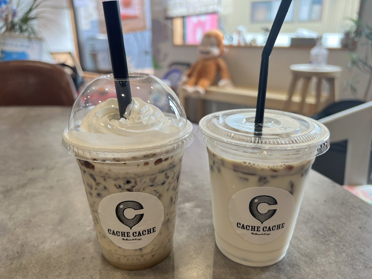 muupeko251's tweet image. カシュカシュさんで氷カフェとジュエルコーヒーいただきます🎵
メッチャ美味しいのに安いのよ！！

#桑名かき氷街道2025 #cachecache 桑名かき氷街道2025