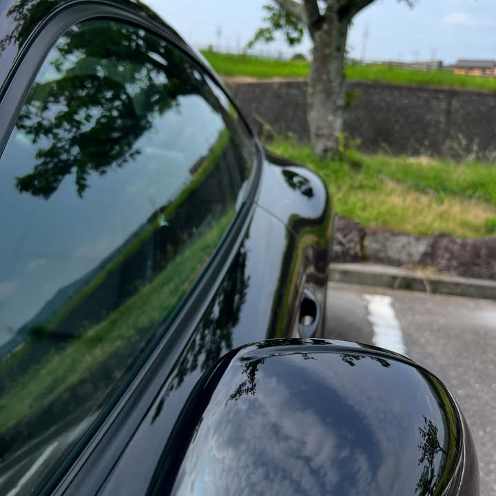 sagesuede's tweet photo. 《991.2カレラ》と《718ケイマン》
お尻の張り出し方の形が全然違ってビックリ🤩
運転席からサイドミラーで見ると一目瞭然なの😁

#porsche911 #porsche991 #porsche991後期 #ポルシェ911 #ポルシェ991 #ポルシェ991後期
#ポルシェ911大好き
#ポルシェ718ケイマン
#porsche718 #ポルシェケイマン https://t.co/W2z0vvm0Lg