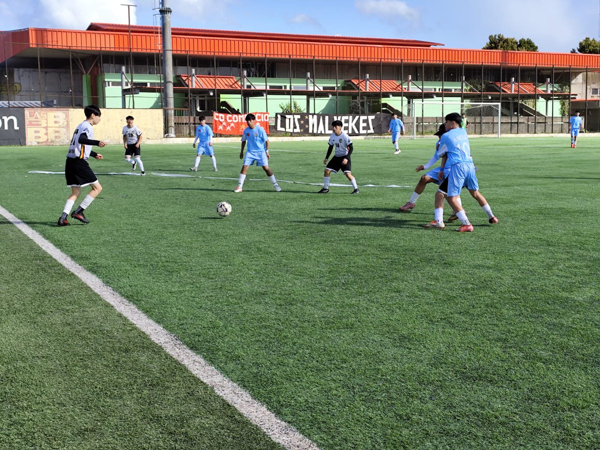 La selección de Castro superó por la cuenta mínima a su similar de Ancud en el inicio de las clasificatorias de primera infantil. El encuentro se jugó en el estadio municipal de Castro. 
En Chonchi, el local cayó 0x1 ante Quellón. 
Este domingo Castro recibe a Chonchi.