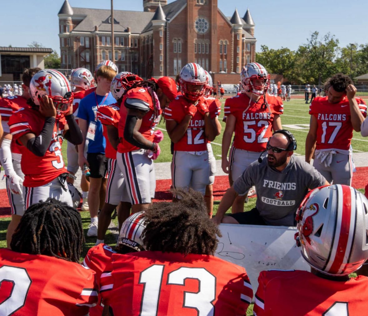 The Friends Falcons through 3️⃣ games:

• 197 points, 28 TDs (Leads NAIA)
• 1,778 offensive yards (1,585 yards rushing)
• 65.7 PPG, 592.7 YPG

They're also tied-first in the nation in sacks with 18. Unreal production to start the season.
