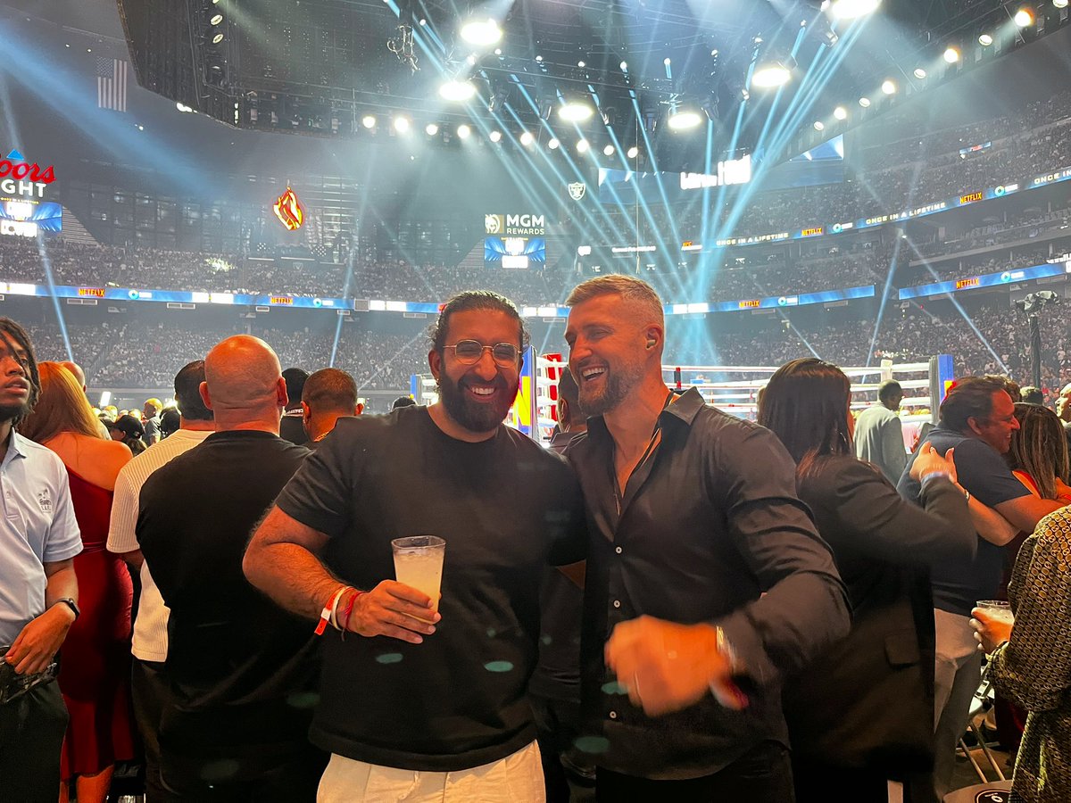 More life with my brother 🥊 #CaneloCrawford